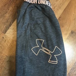Cropped under armor sweatpants